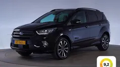 Zwart, metallic lak Gebruikt 2018 Ford Kuga ST-Line SUV | € 17.745 (Eerlijke prijs)