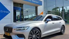 Grijs Gebruikt 2021 Volvo V60 Stationwagen | € 30.445 (Eerlijke prijs)