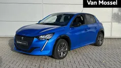Blauw Gebruikt 2022 Peugeot e-208 Allure Hatchback | € 17.440 (Eerlijke prijs)