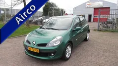 Groen Gebruikt 2006 Renault Clio II Hatchback | € 2.750 (Eerlijke prijs)