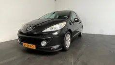 Zwart Gebruikt 2009 Peugeot 207 Hatchback | € 2.749 (Eerlijke prijs)
