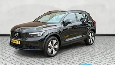 Zwart Gebruikt 2023 Volvo XC40 Plus SUV | € 42.695 (Eerlijke prijs)