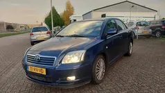 Blauw Gebruikt 2005 Toyota Avensis Sol Sedan | € 3.195 (Eerlijke prijs)