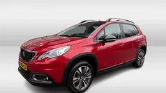 Rood Gebruikt 2019 Peugeot 2008 Allure SUV | € 11.950 (Eerlijke prijs)
