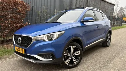 Occasion MG ZS Luxury 105 kW (143 PK) 2020 Blauw SUV