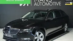 Zwart Gebruikt 2018 Skoda Superb Stationwagen | € 21.950 (Eerlijke prijs)