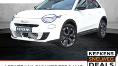 Gebruikt 2025 Fiat 600 La Prima SUV | € 30.825 (Eerlijke prijs)