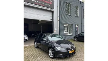 Zwart Gebruikt 2017 Seat Leon XCELLENCE Hatchback | € 11.950 (Eerlijke prijs)