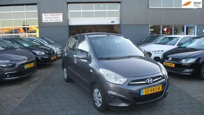 Grijs Occasion 2012 Hyundai i10 Hatchback | € 2.240 (Eerlijke prijs)