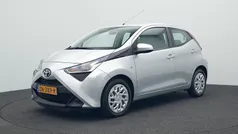 Grijs Gebruikt 2019 Toyota Aygo X-play Hatchback | € 11.245 (Eerlijke prijs)