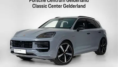 Occasion Porsche Cayenne Turbo E-Hybrid 740 PK (544 kW) 2024 Grijs SUV