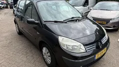 Gebruikt 2006 Renault Scénic II MPV | € 650 (Goede deal)