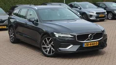 Grijs Gebruikt 2019 Volvo V60 Momentum Stationwagen | € 25.950 (Super prijs)