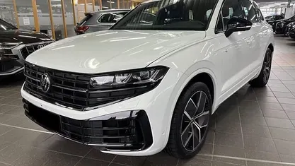 Occasion 2024 VW Touareg R SUV | € 68.950 (Super prijs)