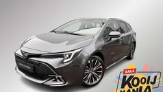 Gebruikt 2025 Toyota Corolla Stationwagen | € 39.590 (Eerlijke prijs)