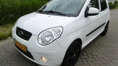 Wit Gebruikt 2011 Kia Picanto 2 Hatchback | € 2.745 (Eerlijke prijs)
