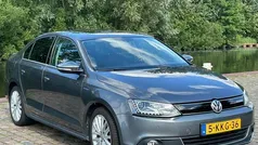 Gebruikt 2013 VW Jetta Highline Sedan | € 8.749 (Eerlijke prijs)