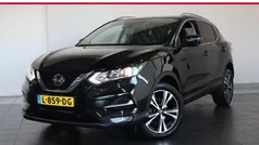 Zwart Gebruikt 2020 Nissan Qashqai N-Connecta SUV | € 21.949 (Eerlijke prijs)