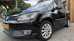 Zwart, metallic lak Gebruikt 2011 VW Touran Highline MPV | € 3.500 (Eerlijke prijs)