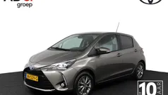 Grijs Gebruikt 2019 Toyota Yaris Hybrid Hatchback | € 17.450 (Eerlijke prijs)