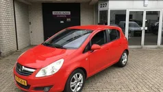 Rood Gebruikt 2011 Opel Corsa Cosmo Hatchback | € 2.499 (Super prijs)