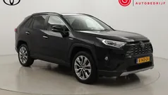 Zwart Gebruikt 2021 Toyota RAV4 Hybrid Executive SUV | € 33.999 (Eerlijke prijs)
