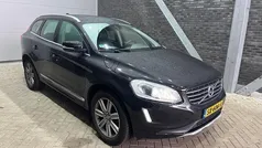 Zwart Gebruikt 2017 Volvo XC60 SUV | € 19.800 (Eerlijke prijs)