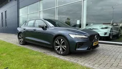 Gebruikt 2019 Volvo S60 R-Design Sedan | € 29.950 (Eerlijke prijs)