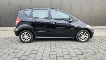 Zwart Gebruikt 2006 Mercedes A150 Avantgarde MPV | € 1.999 (Eerlijke prijs)