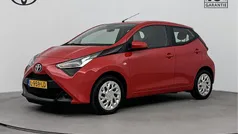 Rood Gebruikt 2021 Toyota Aygo X-play Hatchback | € 14.945 (Eerlijke prijs)
