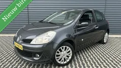 Gebruikt 2009 Renault Clio II Collection Hatchback | € 2.375 (Eerlijke prijs)