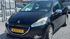 Zwart Gebruikt 2013 Peugeot 208 Hatchback | € 4.450 (Eerlijke prijs)