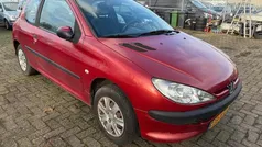 Rood Gebruikt 2007 Peugeot 206 Hatchback | € 1.185 (Eerlijke prijs)