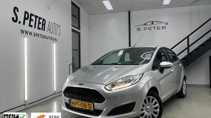 Grijs Gebruikt 2017 Ford Fiesta Style Hatchback | € 6.895 (Eerlijke prijs)