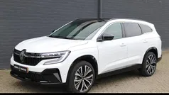 Wit Gebruikt 2024 Renault Espace Iconic MPV | € 41.880 (Eerlijke prijs)