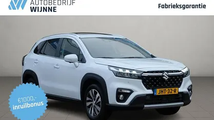 Wit Occasion 2025 Suzuki SX4 S-Cross Style SUV | € 27.420 (Eerlijke prijs)