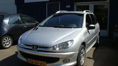 Grijs Gebruikt 2005 Peugeot 206 Stationwagen | € 1.000