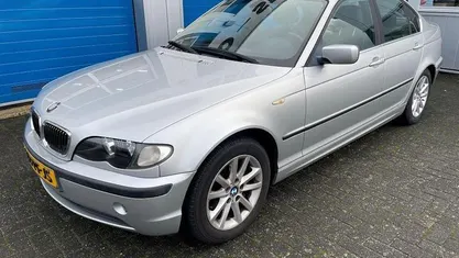Grijs Gebruikt 2004 BMW 316 Sedan | € 1.950 (Goede deal)