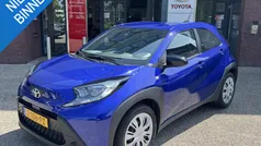 Blauw Gebruikt 2024 Toyota Aygo Play Hatchback | € 18.499 (Eerlijke prijs)