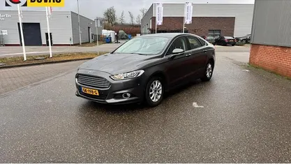Occasion Ford Mondeo Trend 160 PK (117 kW) 2015 Grijs Hatchback
