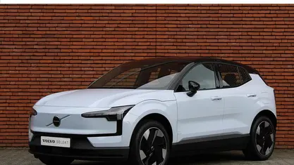 Blauw Gebruikt 2025 Volvo EX30 Plus SUV | € 33.950 (Goede deal)