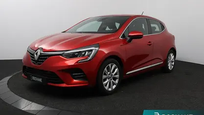 Rood Gebruikt 2022 Renault Clio V Intens Hatchback | € 15.495 (Eerlijke prijs)