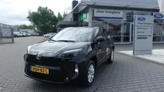 Zwart Gebruikt 2022 Toyota Yaris Cross Comfort SUV | € 24.895 (Goede deal)