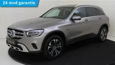 Grijs Gebruikt 2020 Mercedes GLC300e Business SUV | € 41.945 (Goede deal)