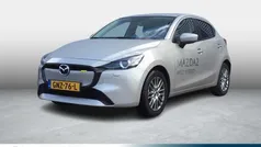 Gebruikt 2024 Mazda 2 Exclusive-Line Hatchback | € 23.900 (Eerlijke prijs)
