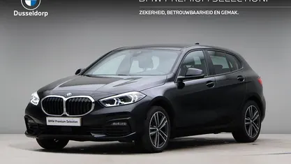 Occasion 2022 BMW 118 Executive Hatchback | € 26.750 (Eerlijke prijs)