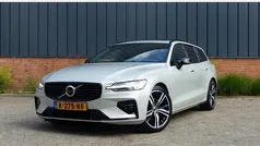Grijs Gebruikt 2021 Volvo V60 R-Design Stationwagen | € 33.950 (Eerlijke prijs)