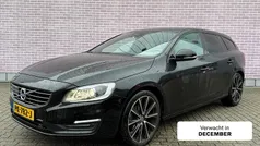 Gebruikt 2017 Volvo V60 Dynamic Stationwagen | € 19.894 (Eerlijke prijs)