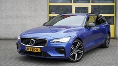 Blauw Gebruikt 2020 Volvo V60 R-Design Stationwagen | € 28.950 (Eerlijke prijs)