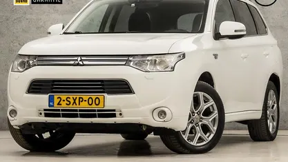 Gebruikt 2013 Mitsubishi Outlander P-HEV SUV | € 13.445 (Eerlijke prijs)
